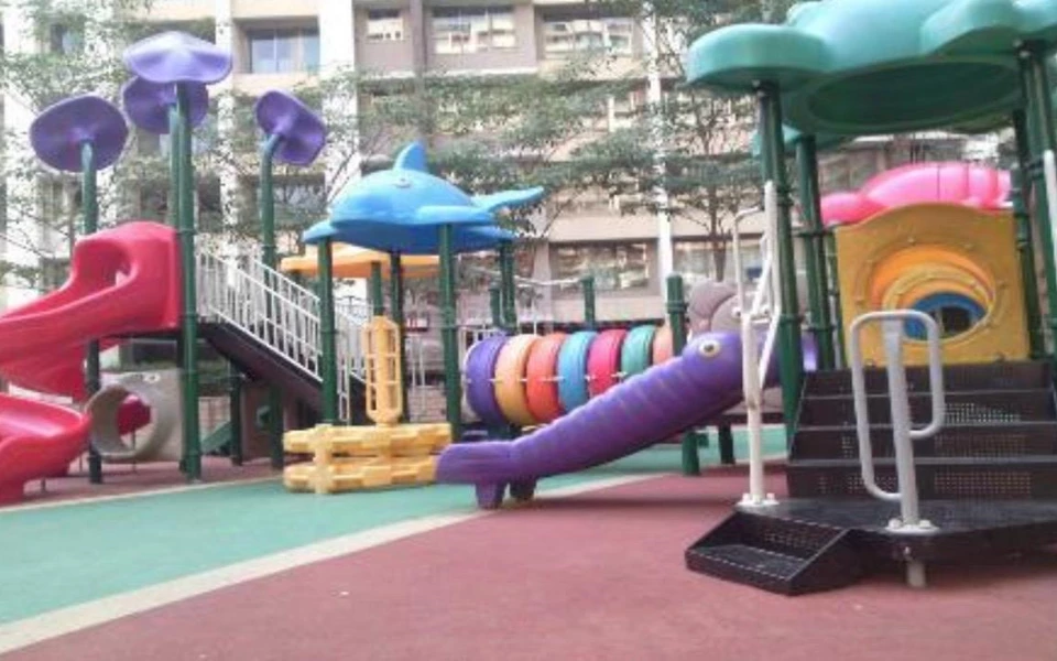 15 - Kalpataru Aura, Ghatkopar West