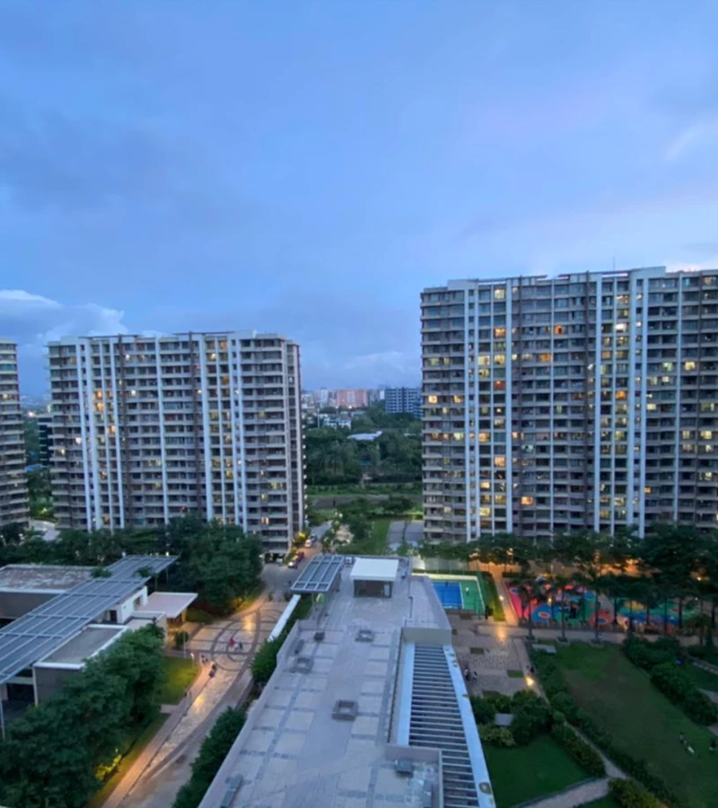 2 - Kalpataru Aura, Ghatkopar West