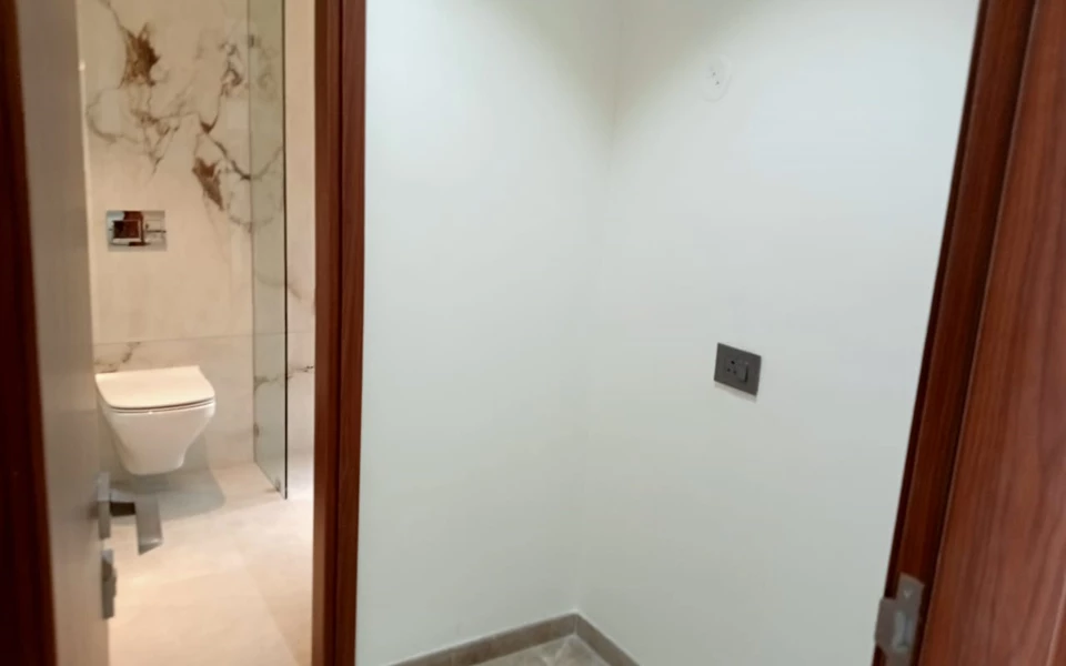 7 - Cassias, Bandra West