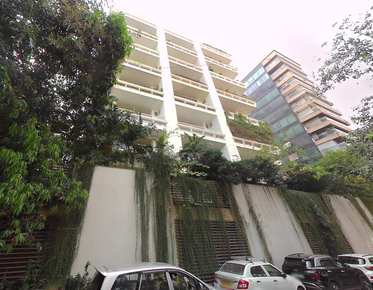 4 BHK Flat on Rent in Bandra West - Narain Terraces
