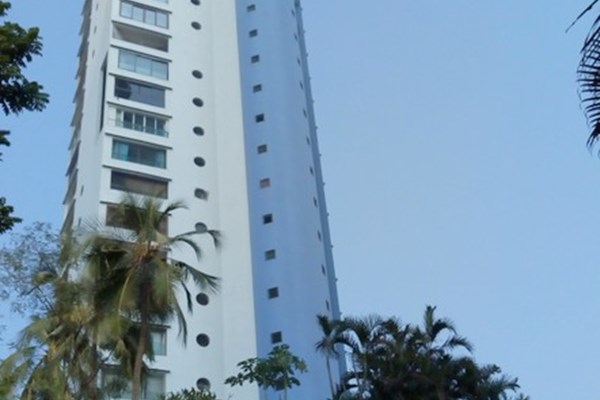 Flat for sale in Tytan Tower, Nepeansea Road