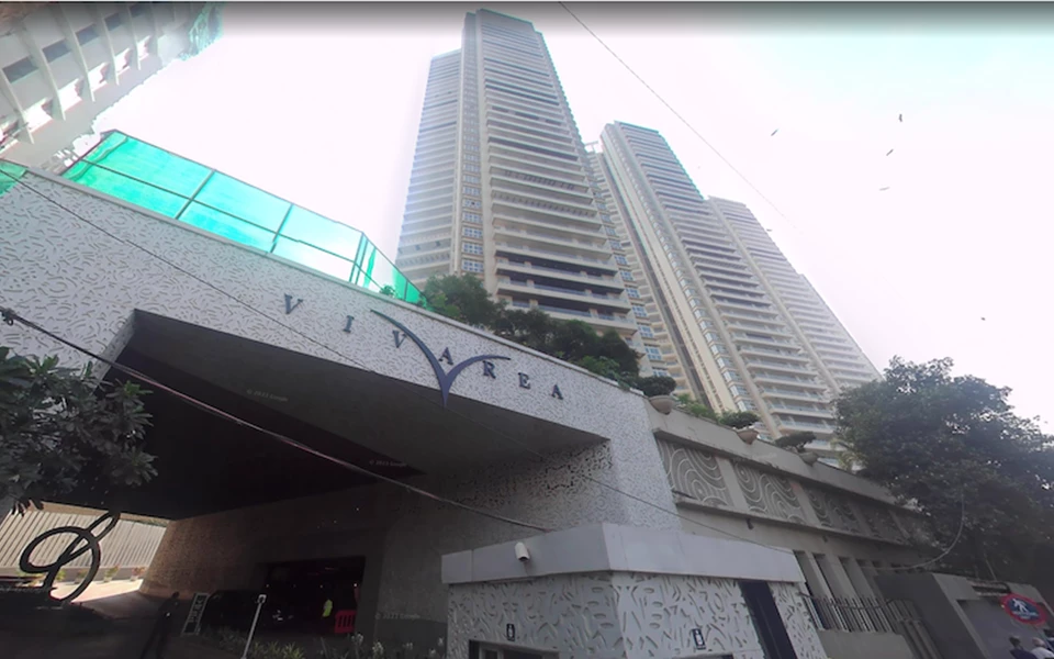 1 - Raheja Vivarea, Mahalaxmi