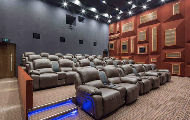 Building8 - Raheja Vivarea, Mahalaxmi