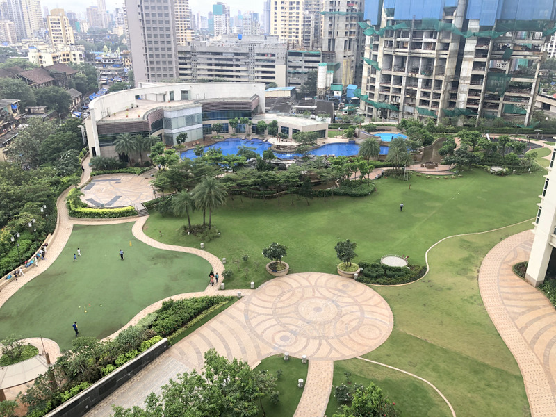 Garden - Raheja Vivarea, Mahalaxmi