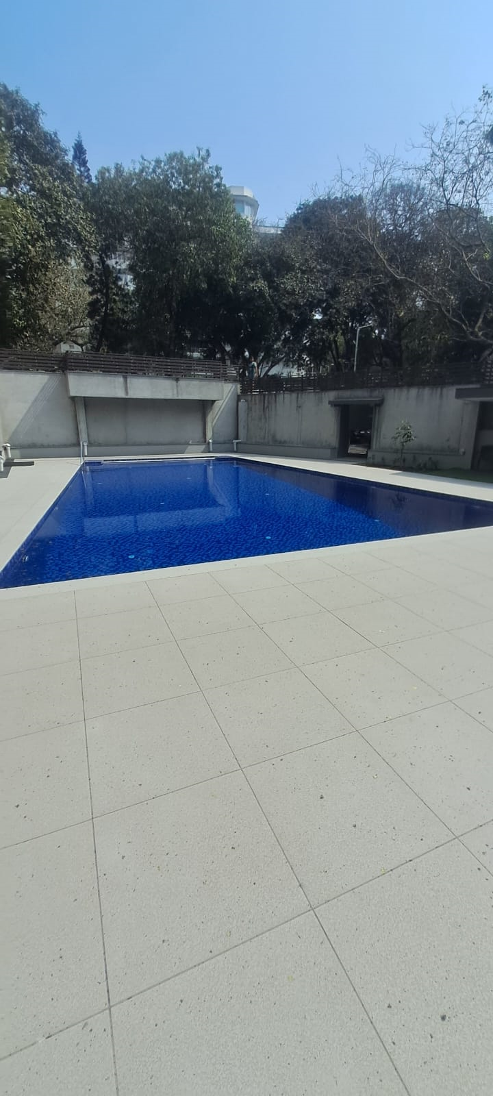 4 BHK Anita for Rent in Walkeshwar