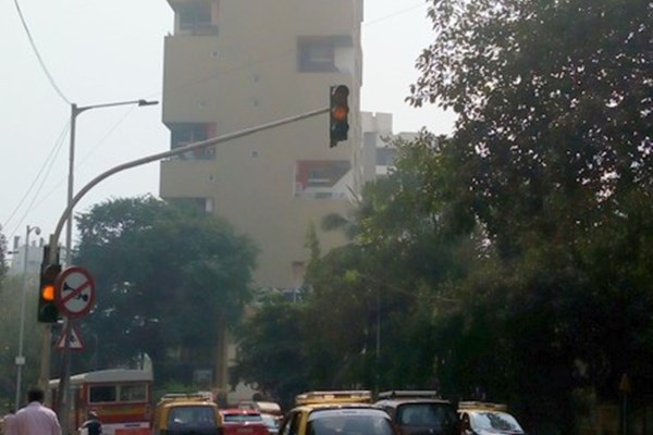 Flat on rent in Kanchanjunga, Peddar Road