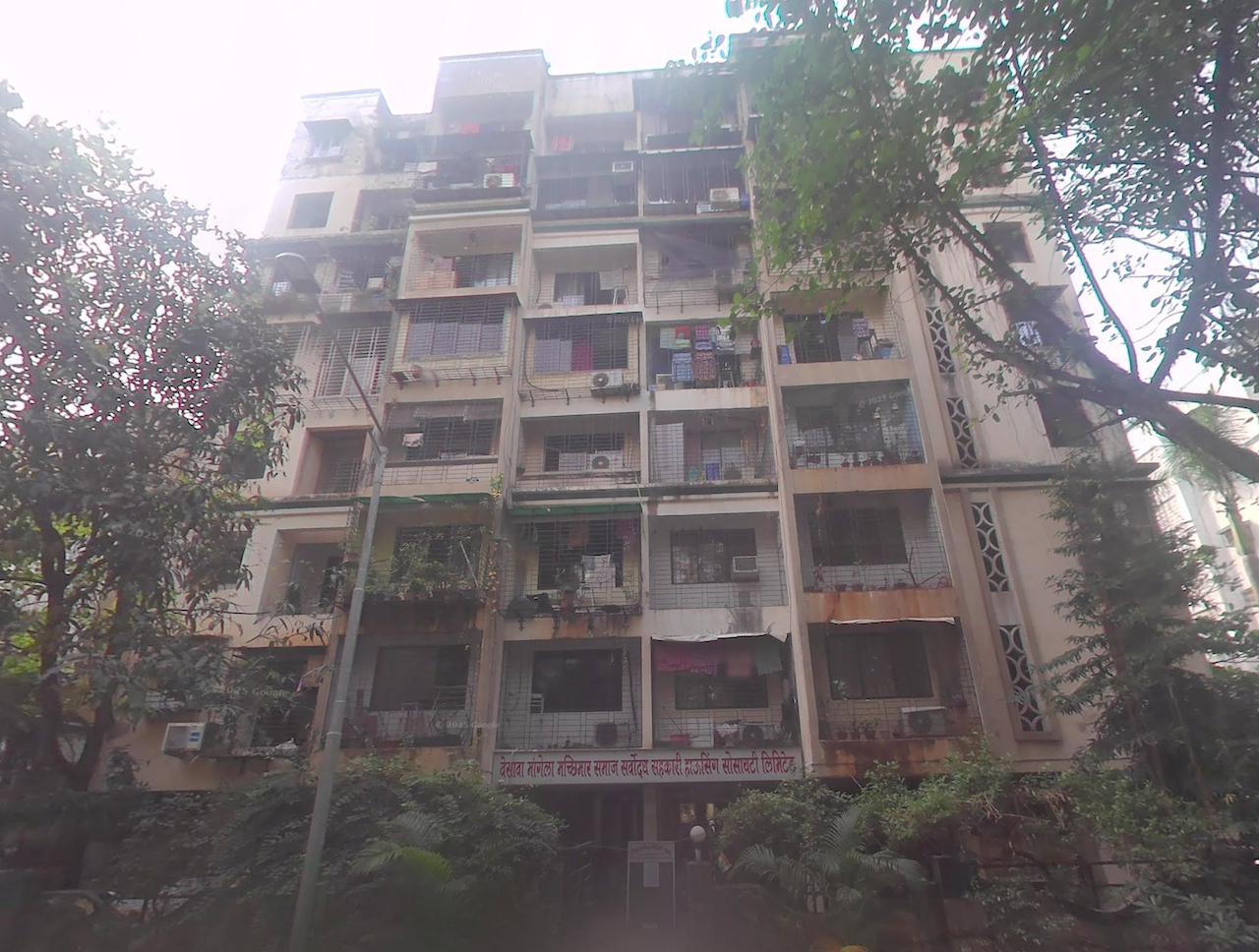 1 BHK Flat for Sale in Andheri West - Versova Mangela CHS
