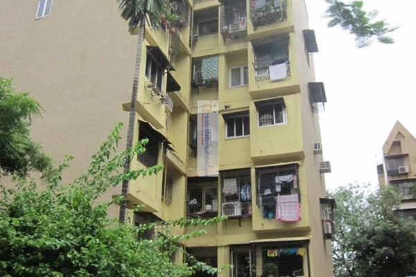 Flat on rent in Woodland Apartment, Andheri West