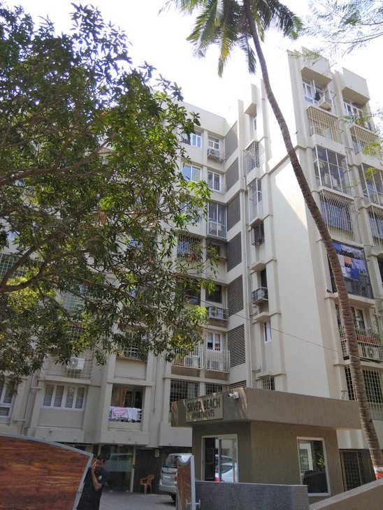 3 BHK Flats for Sale in Silver Beach Apartment, Juhu