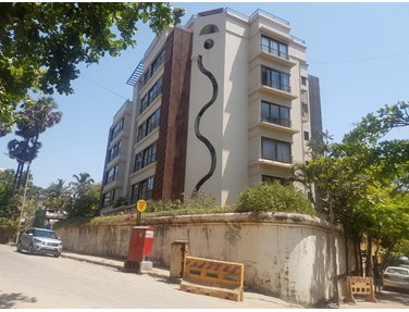 Building - Megh Apartment, Juhu
