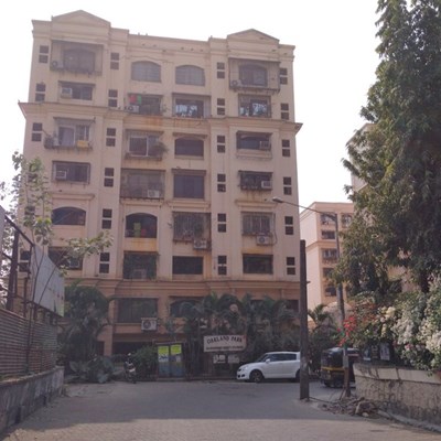 Flat on rent in Oakland Park, Andheri West