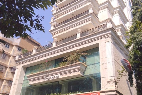 Flat on rent in The Point, Bandra West