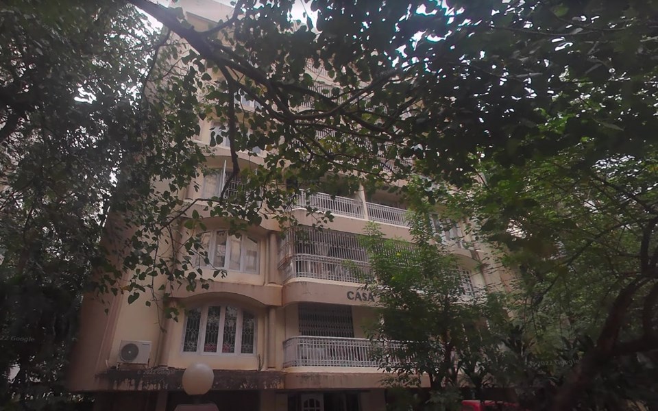 Casa Bianca, Santacruz West