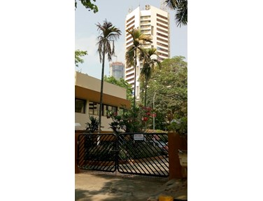 Falcon Crest, Parel