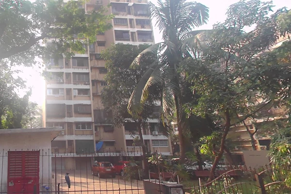 Flat on rent in Suman Tower, Andheri West