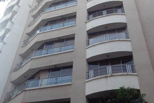 Flat for sale in Casa Blanca, Bandra West
