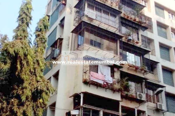 Flat on rent in Benzer Apartment, Andheri West