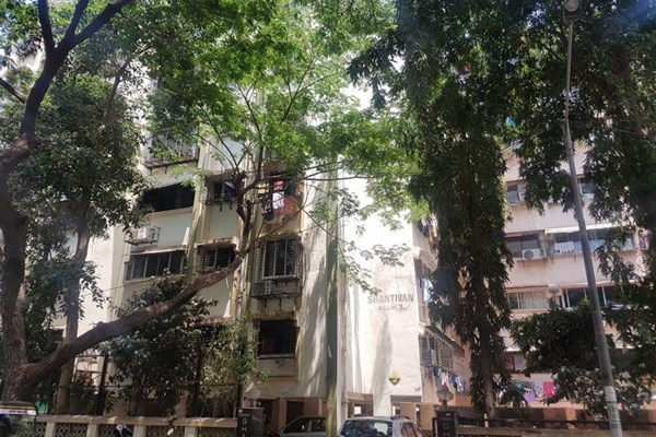 Flat on rent in Shantivan, Andheri West