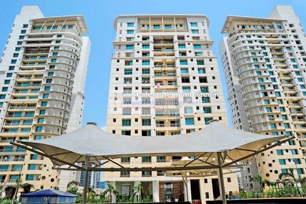 Flat on rent in Rustomjee Ozone, Goregaon West