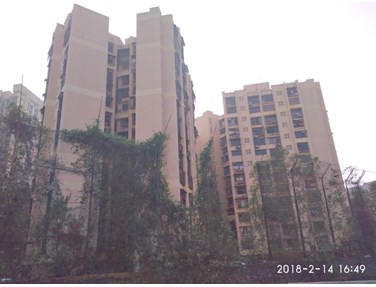 Flat on rent in Golden Rays, Andheri West