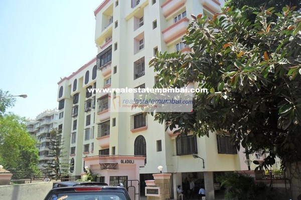 Flat on rent in Gladioli, Andheri West