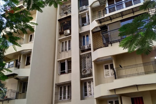 Flat on rent in Jupiter Apartment, Andheri West