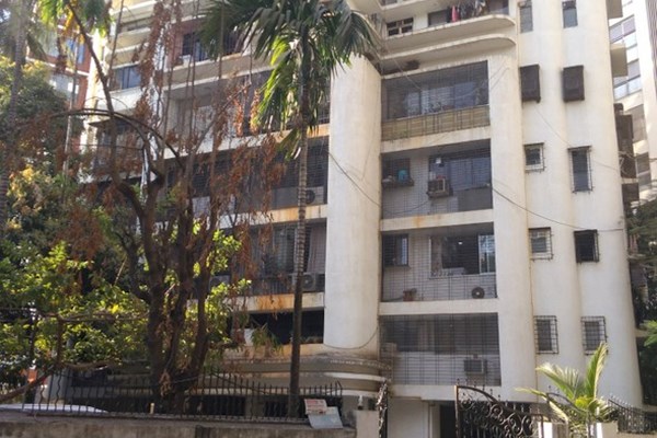 Flat for sale in Sarkar Avenue, Santacruz West