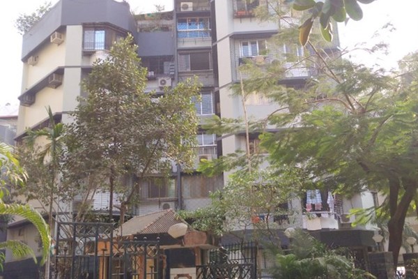 Flat for sale in Breeze, Andheri West