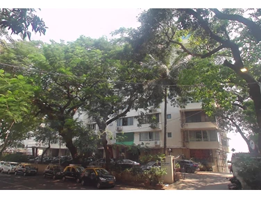 Flat on rent in Pemino, Altamount Road