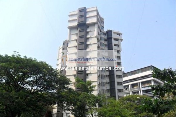 Flat for sale in Breach Candy Gardens, Breach Candy