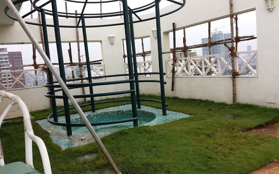 Garden - Vinrita, Bandra West