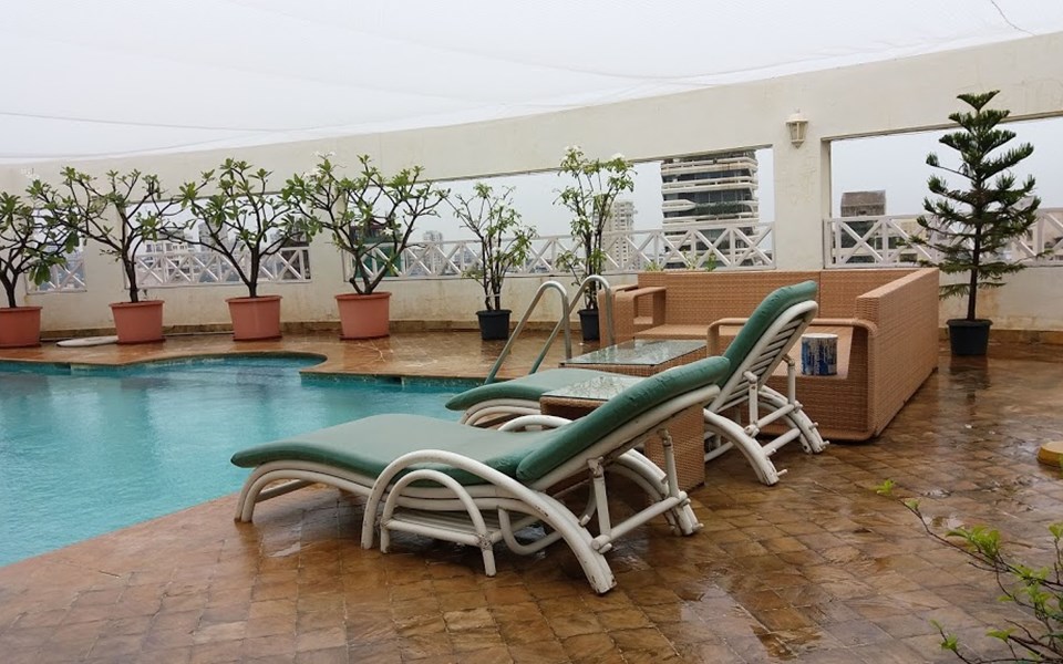 Swimming Pool2 - Vinrita, Bandra West