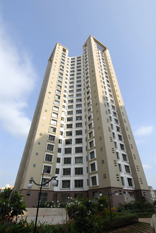 Flat for sale in Oberoi Park View, Kandivali East
