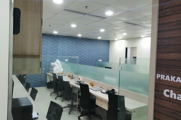 Office on rent in Omkar Summit Business Bay, Andheri East