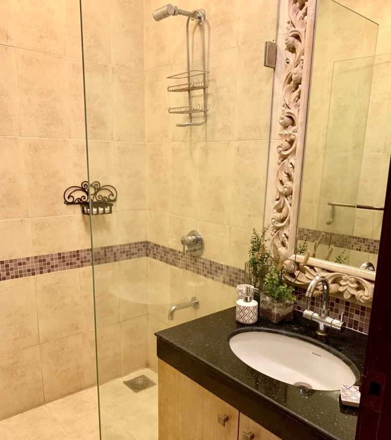 20 - Oberoi Splendor, Andheri East