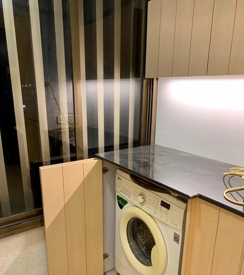 7 - Oberoi Splendor, Andheri East