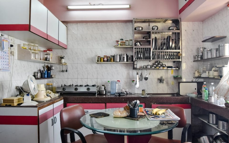 Building15 - Poornanand Building, Walkeshwar