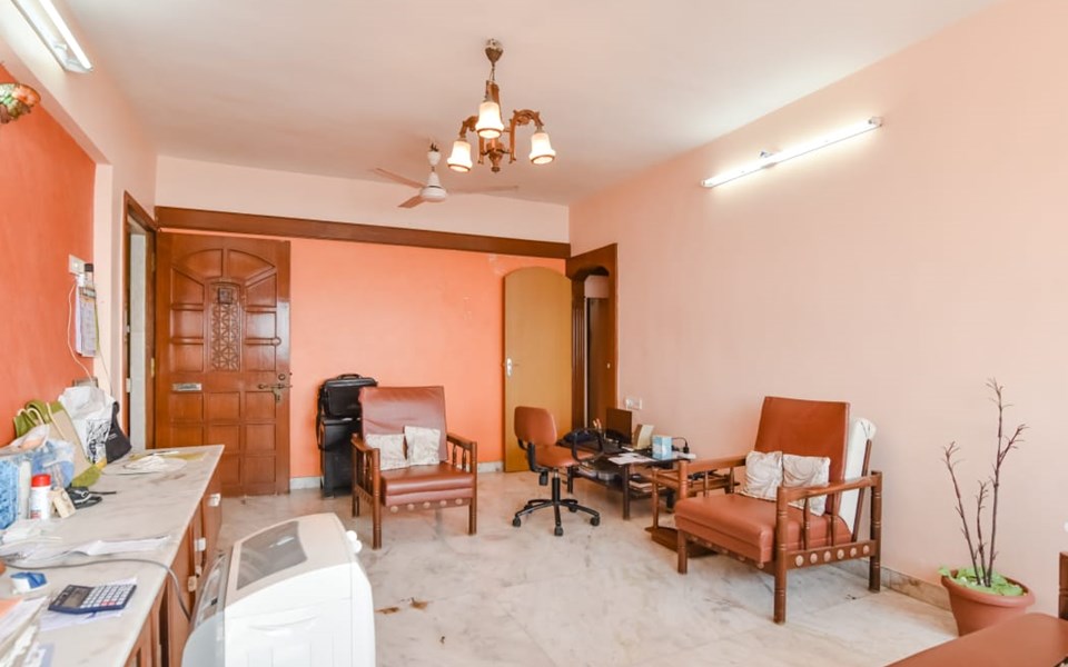 Building16 - Poornanand Building, Walkeshwar