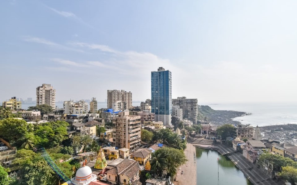 Building17 - Poornanand Building, Walkeshwar