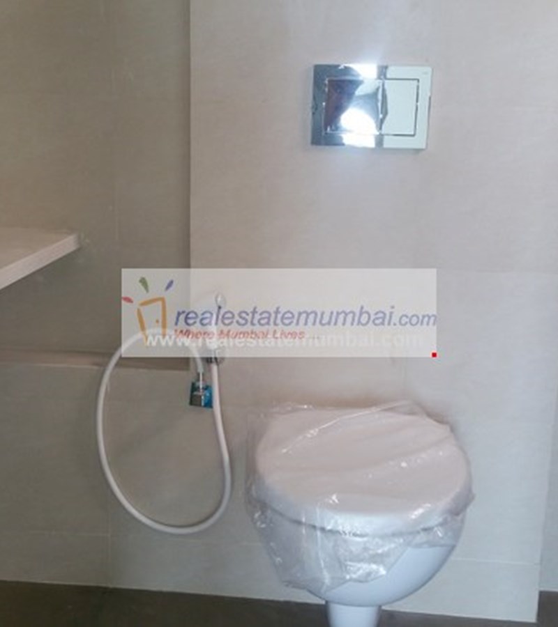 Bathroom 2 - Options Emporio, Vile Parle West