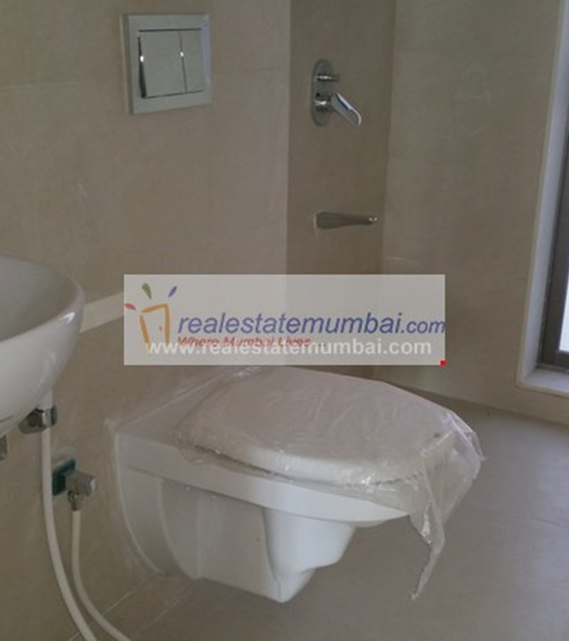 Master Bathroom - Options Emporio, Vile Parle West