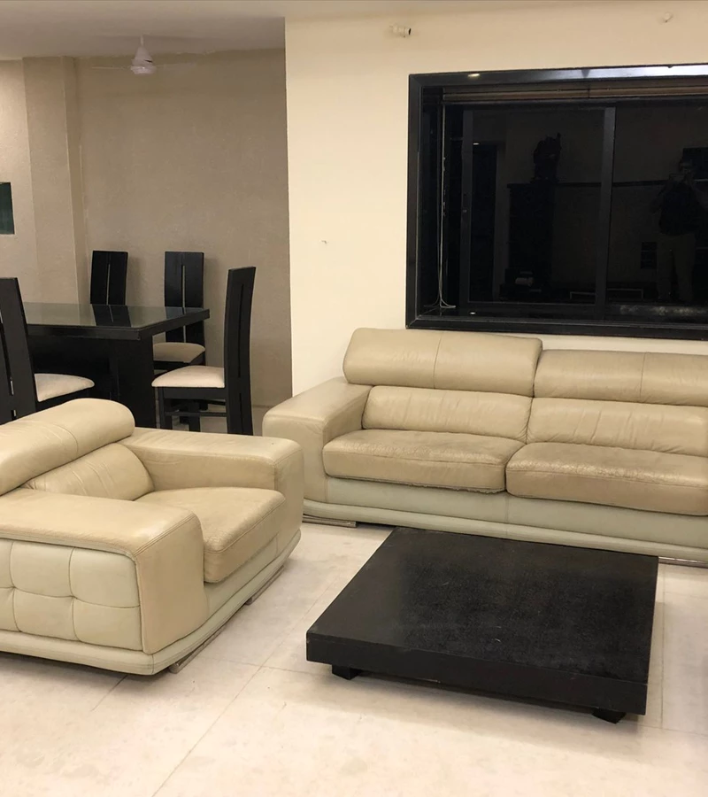 2 - Juhu Abhishek, Andheri West
