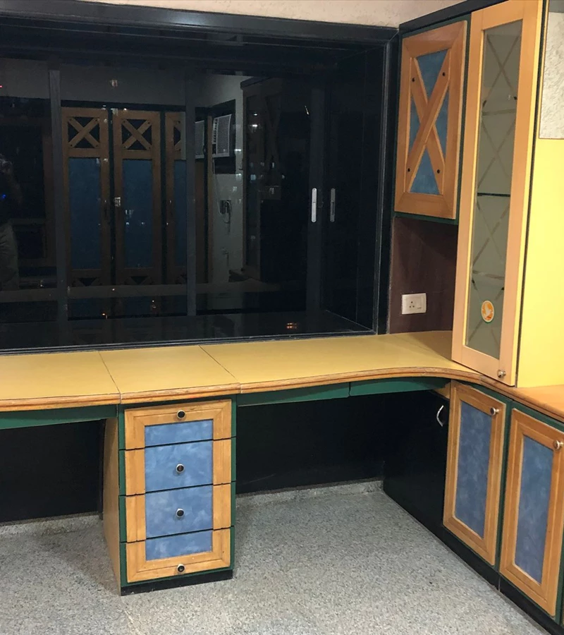 8 - Juhu Abhishek, Andheri West