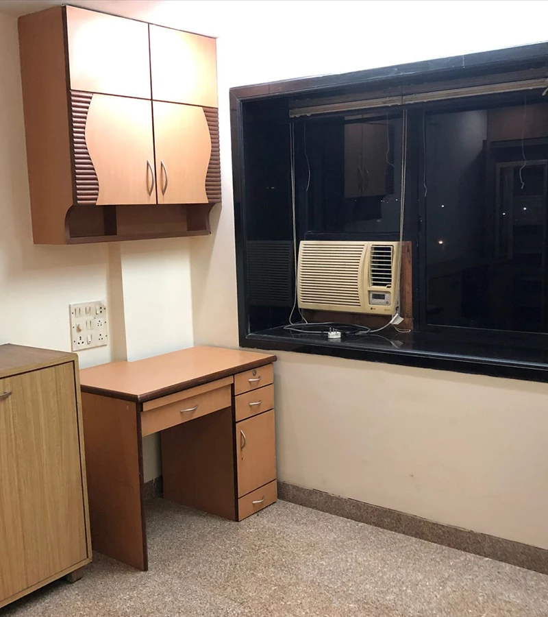 9 - Juhu Abhishek, Andheri West
