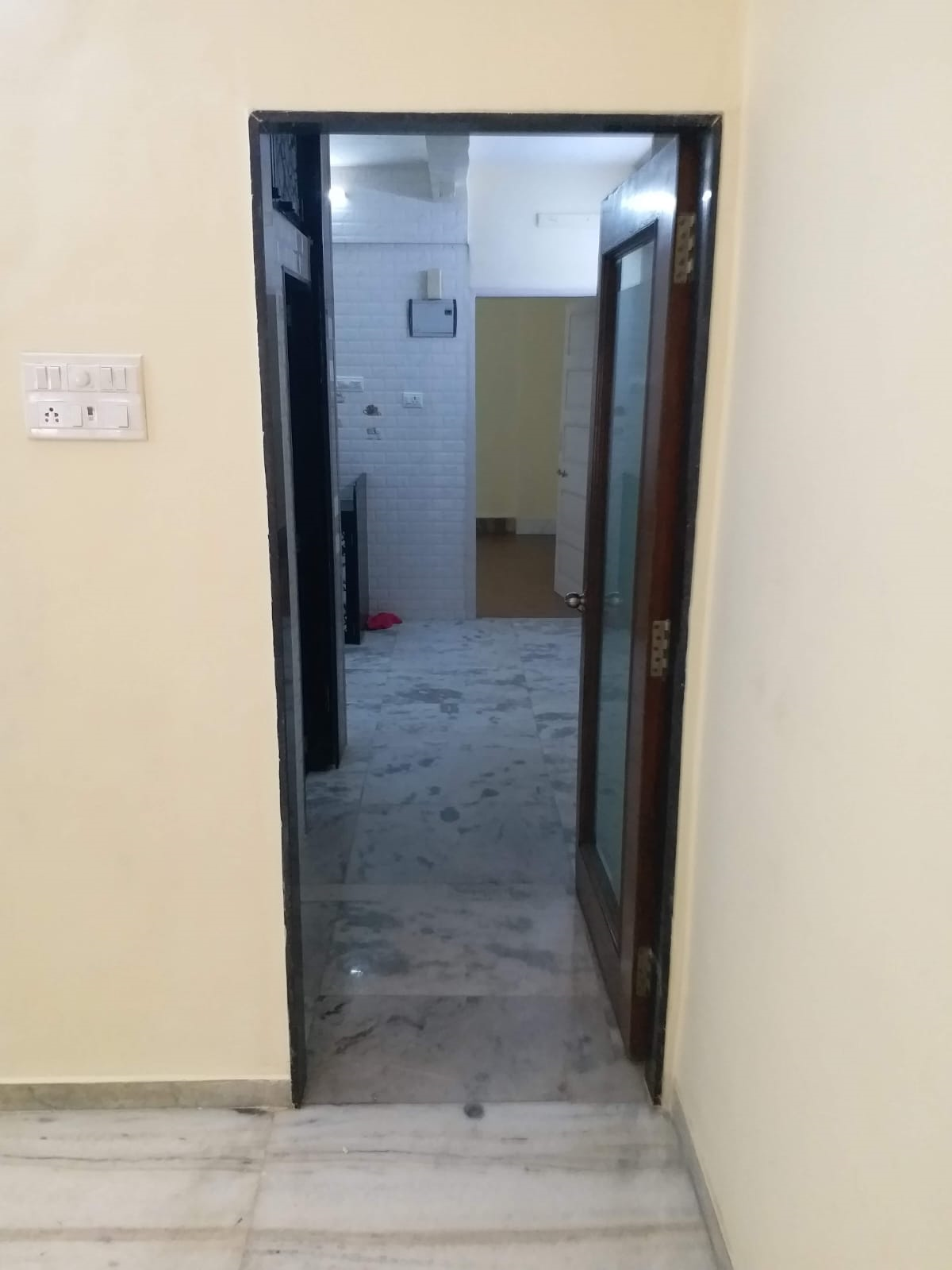 1 BHK Flat for Sale in Santacruz West - Girnar Society 