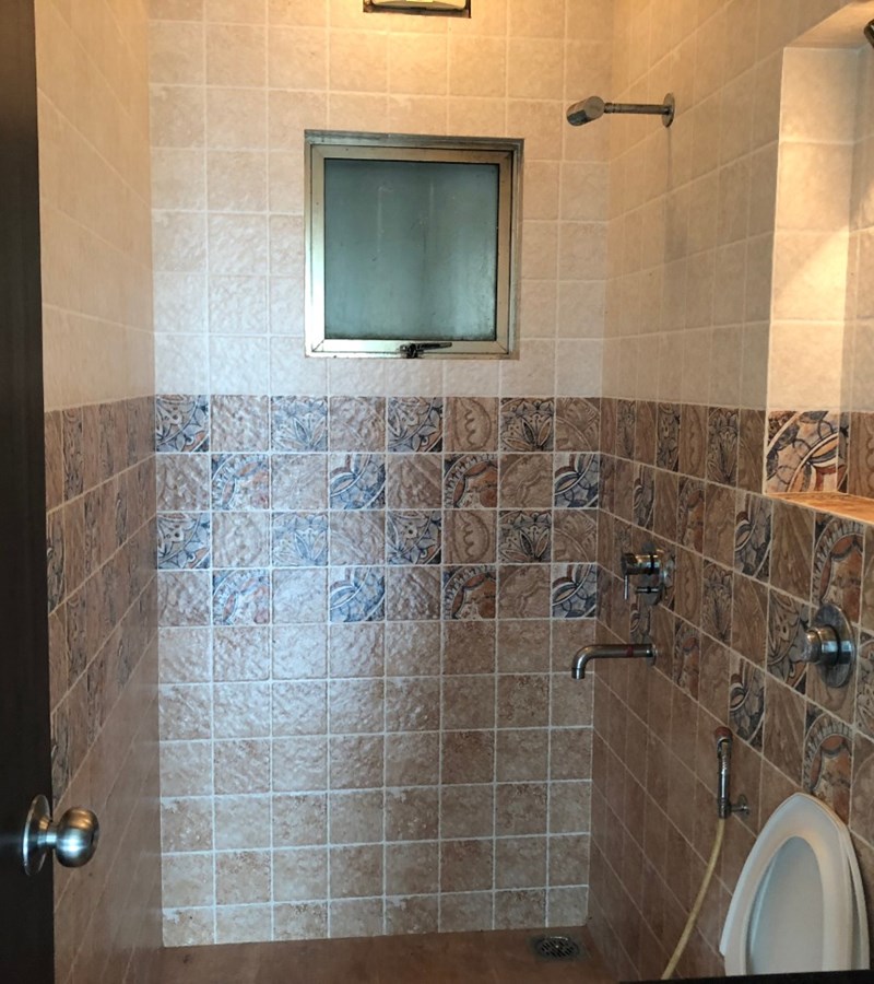 Bathroom 2 - Oberoi Woods, Goregaon East