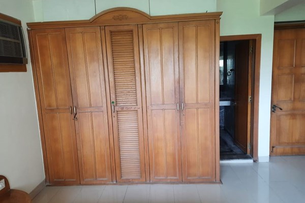 Flat for sale in Sea Breeze, Bandra West