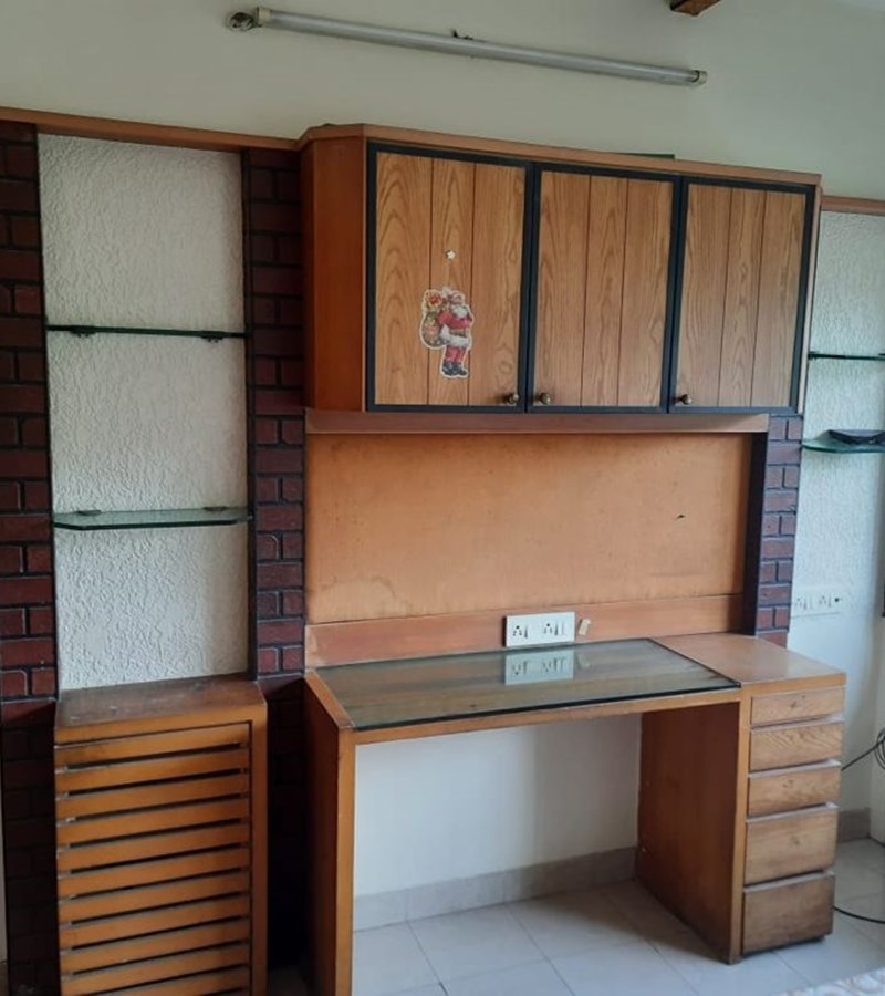 7 - Sea Breeze, Bandra West