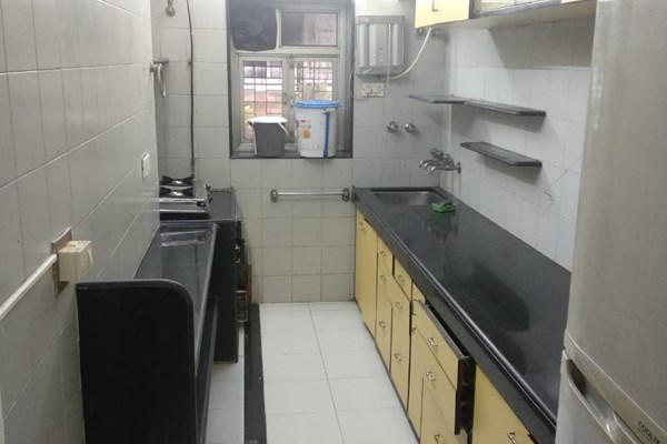 Flat for sale in Arvasu, Santacruz West