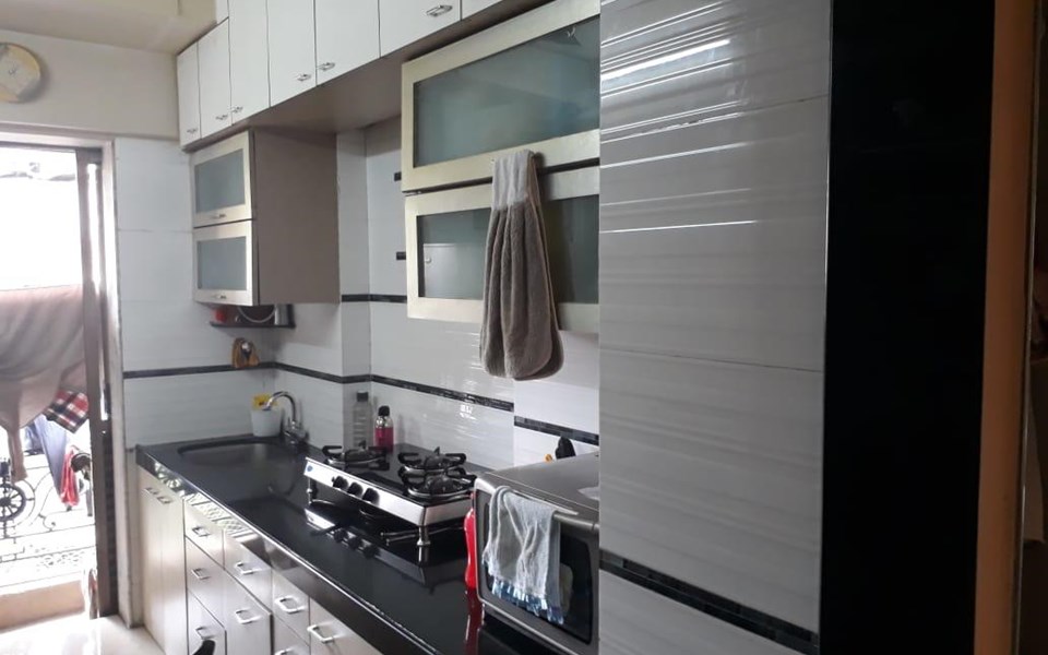 Kitchen1 - Chrysalis, Juhu